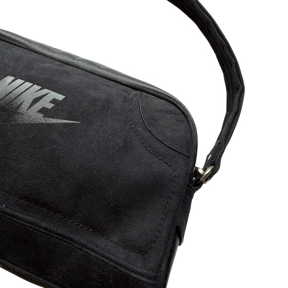 Y2K Nike Black Bag - Picture 5 of 7